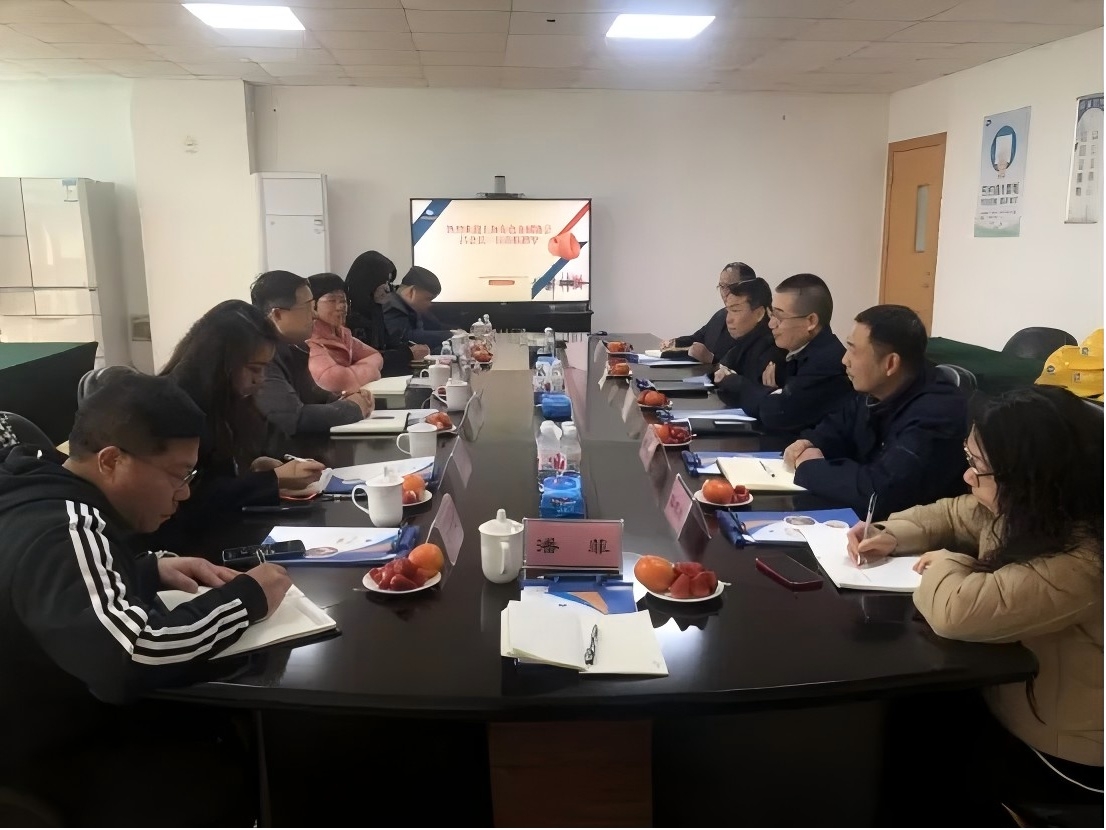 協(xié)會(huì)會(huì)長(zhǎng)呂金海帶隊(duì)走訪(fǎng)理事單位——上海龍陽(yáng)、上海龍昂